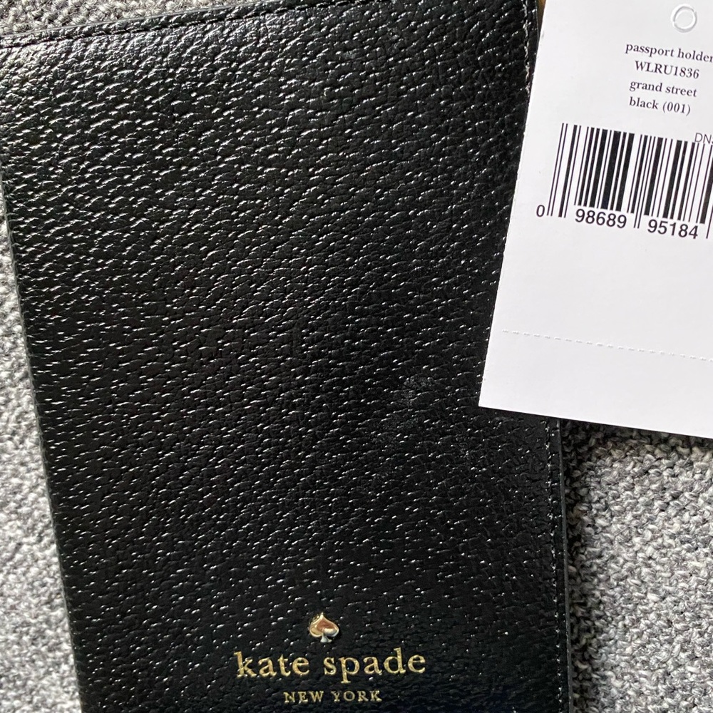 Kate Spade Passeport holder